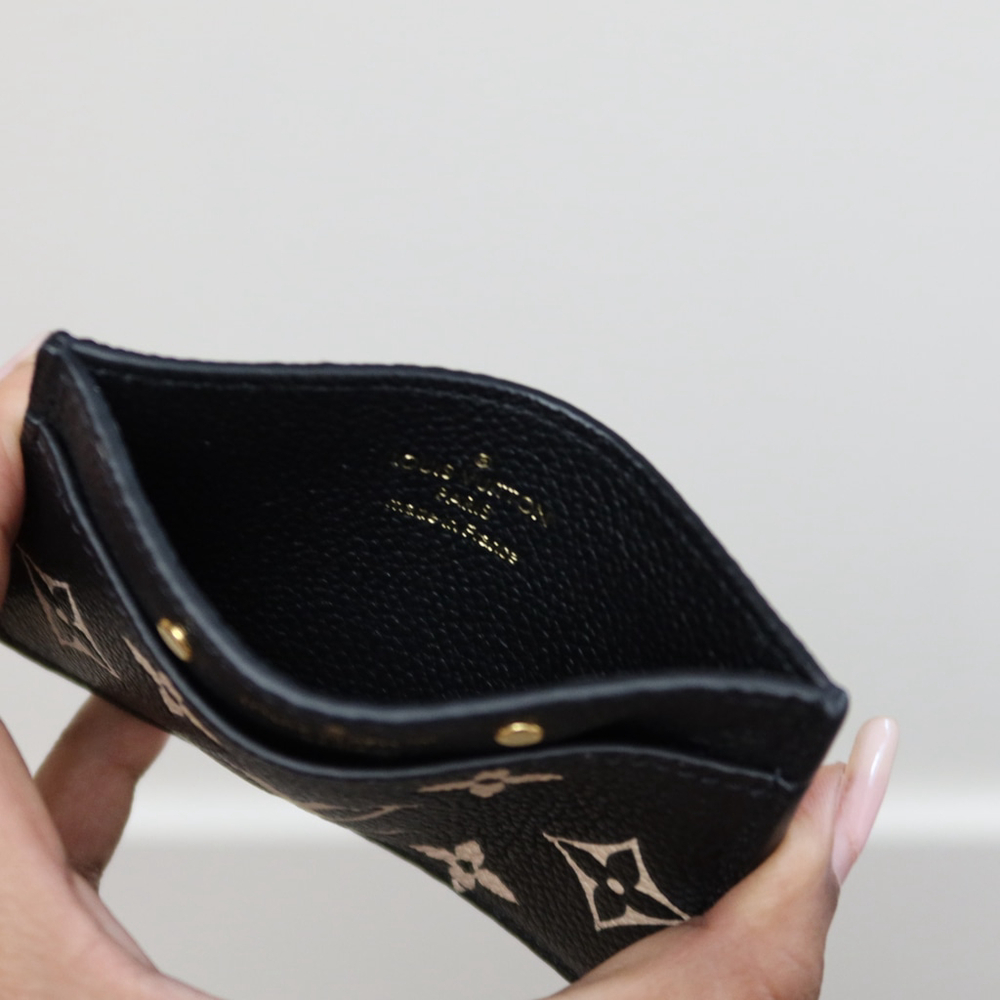 Louis Vuitton Black & Cream Monogram Card Holder - Picture 3 of 16